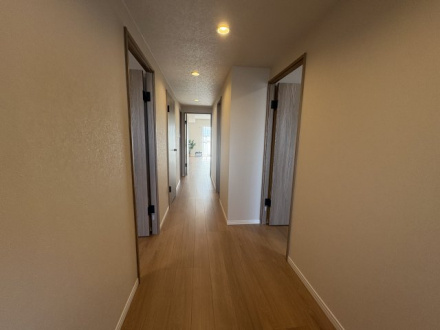 プロムナード大宮春野Ｂ－４番館の内装|おしゃれな内装です