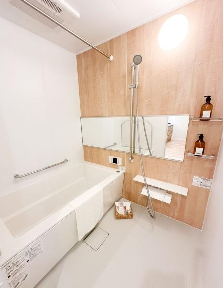 ダイアパレス朝霞台Ⅲの浴室|落ち着いた空間のお風呂です