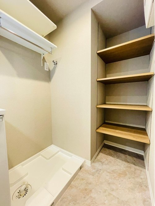 薬園台サニーハイツのランドリースペース|洗濯機置き場です