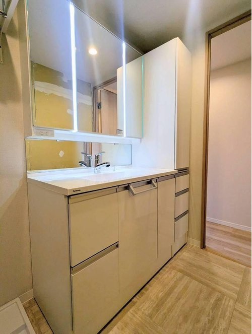 勝田台ファミリーハイツＨ棟の独立洗面台|独立洗面化粧台が付いています