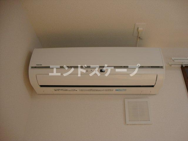 ＭＲイーストの設備|エアコン
高崎、前橋のお部屋探しはエンドスケープまで！お客様の理想お聞かせ下さい♪