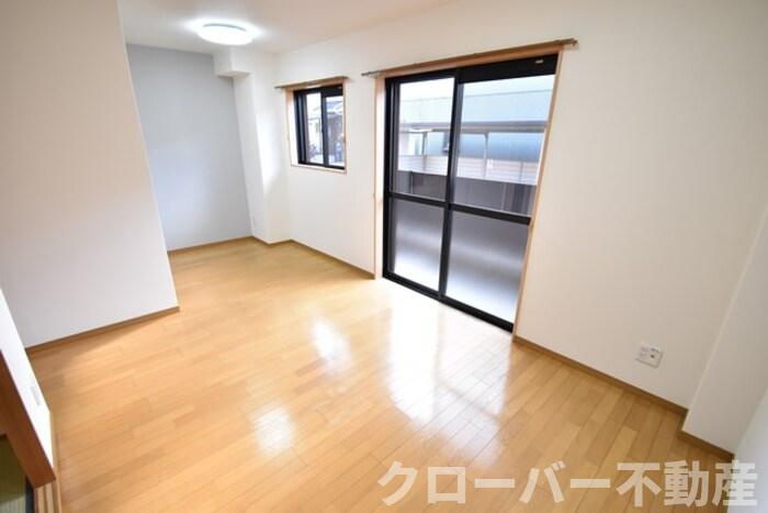 パインズコート新居 C棟の内装|ＬＤＫ１１．５帖