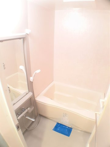 レジディア文京湯島の浴室|※写真は同タイプの別室になります