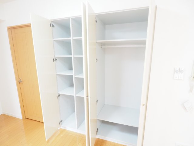 レジディア文京湯島の収納|※写真は同タイプの別室になります