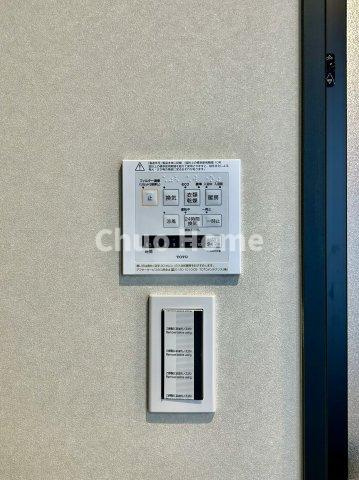 日商岩井宇喜田マンションの冷暖房・空調設備|【浴室乾燥機】暖房・冷風・換気・乾燥が可能です。毎日を快適に過ごせるうれしい機能が揃っています。雨の日の洗濯物も安心です。