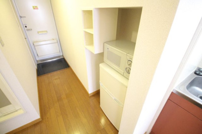 【その他】 | レオパレスグローセ | 玄関～廊下スペース（1Ｆ部屋の場合）