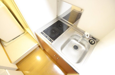 【キッチン】 | レオパレスパピルスＨＴＹ | お手入れがしやすいタイプの電気コンロです♪