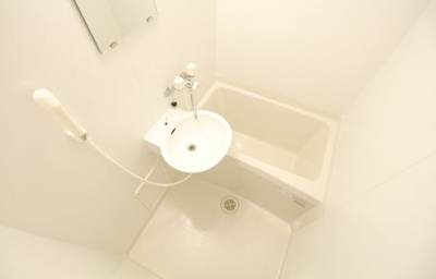 【浴室】 | レオパレスパピルスＨＴＹ | 定番化している浴室乾燥機付き♪