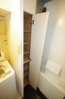 【玄関】 | レオパレスサンシャイン | シューズボックスの棚は可動式♪