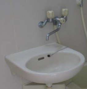 エクセルアズマの洗面所