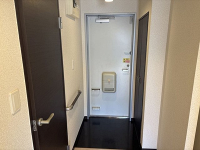 【玄関】 | レオネクストグランツ藤２４