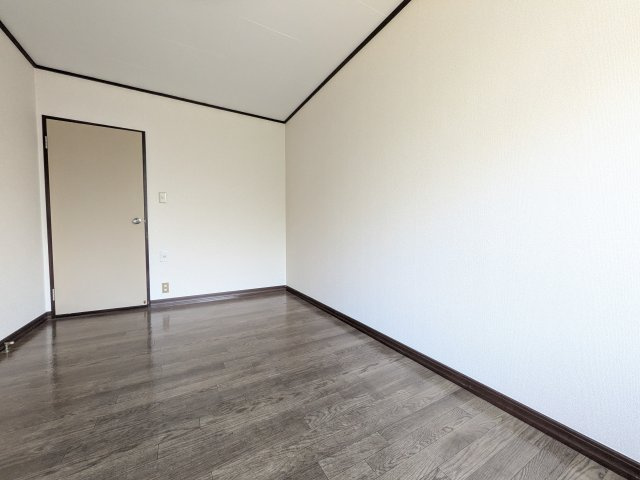 ロワールビラの居間・リビング