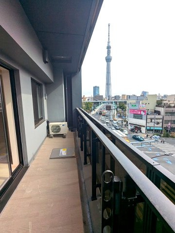 SEASON FLATS浅草六丁目の設備|5F、バルコニーからスカイツリー見えます