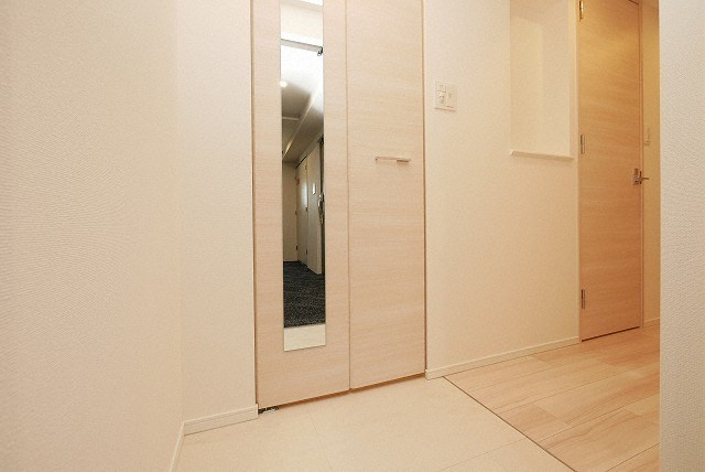S-RESIDENCE福島玉川Tresの玄関