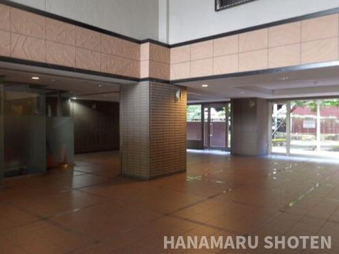 ライオンズマンション千葉グランドタワーのエントランス|＊当日ご案内可＊ご希望の物件まとめてご案内！弊社が掲載していない物件でもOK♪お気軽にご相談ください ♪お電話でのお問合わせがスムーズ♪