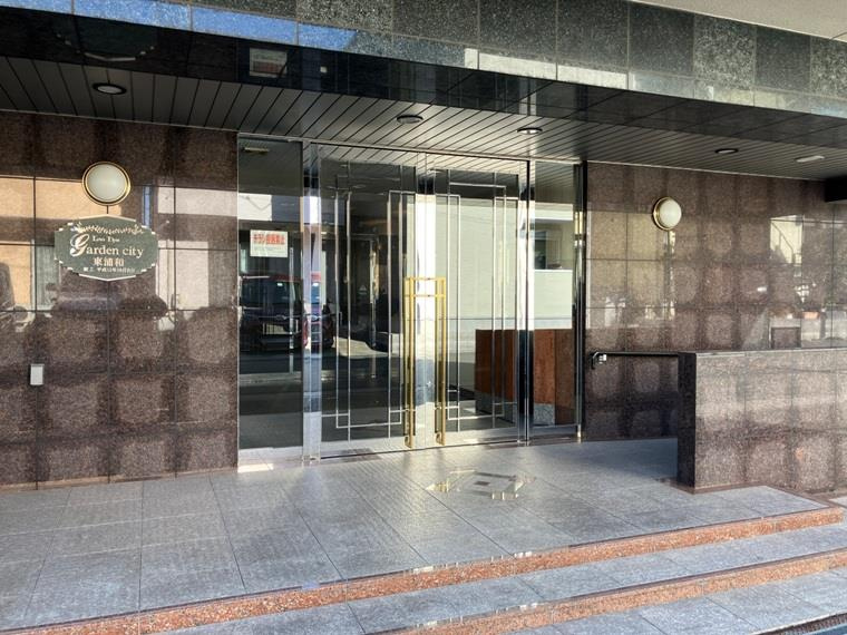 ガーデンシティ東浦和のエントランス