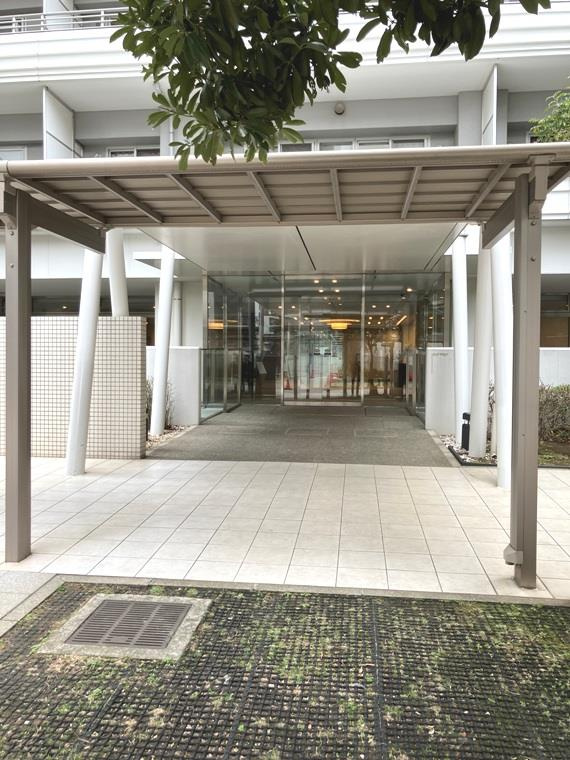 コットンハーバータワーズベイウエストのエントランス