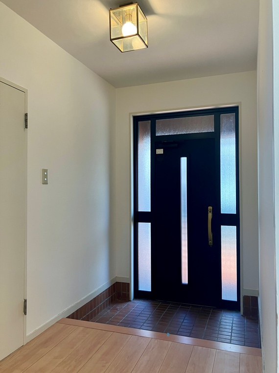 南荻窪戸建の玄関