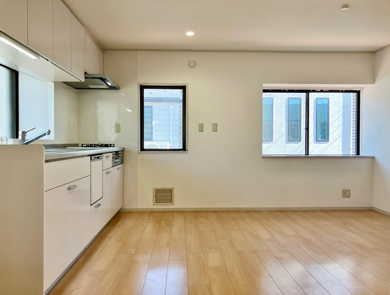 南荻窪戸建の居間・リビング