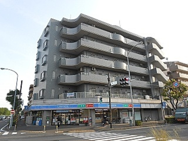 ルネス・レヴール