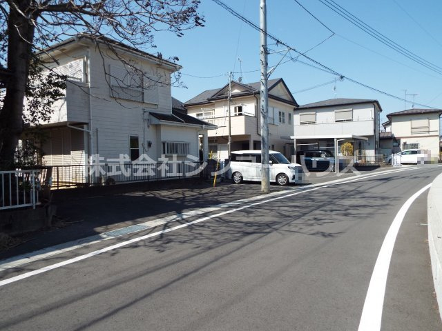 【前面道路含む現地写真】 | 加須市旗井　中古戸建