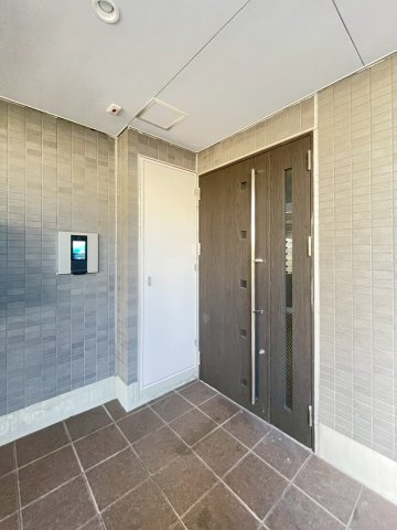 【エントランス】