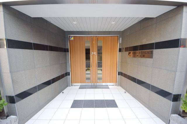 スカイコートパレス押上Ⅲのエントランス