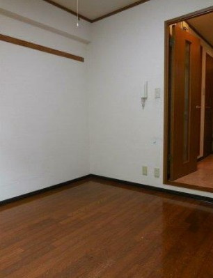 【寝室】 | カトル・セゾン