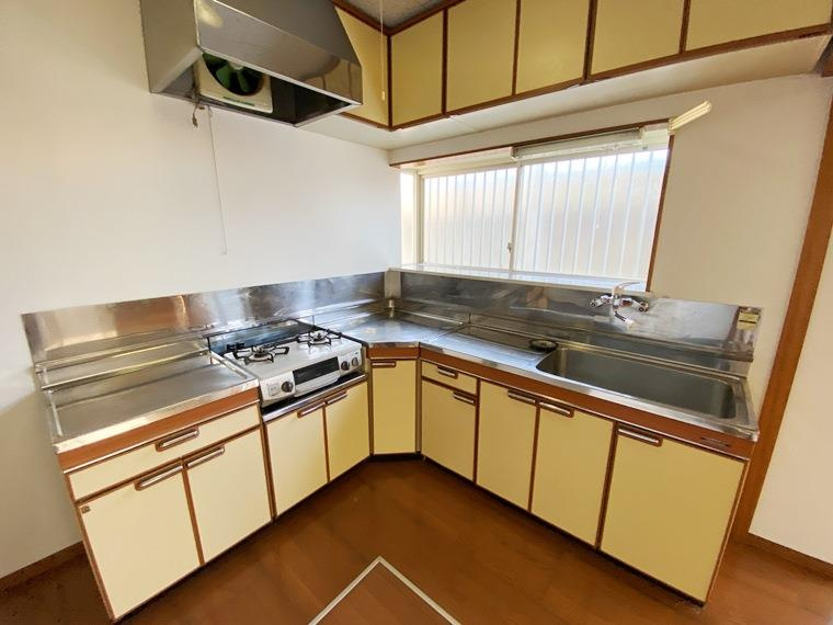 平方戸建のキッチン