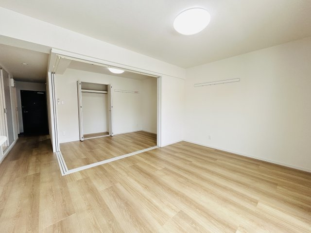 コンフォート親木の洋室