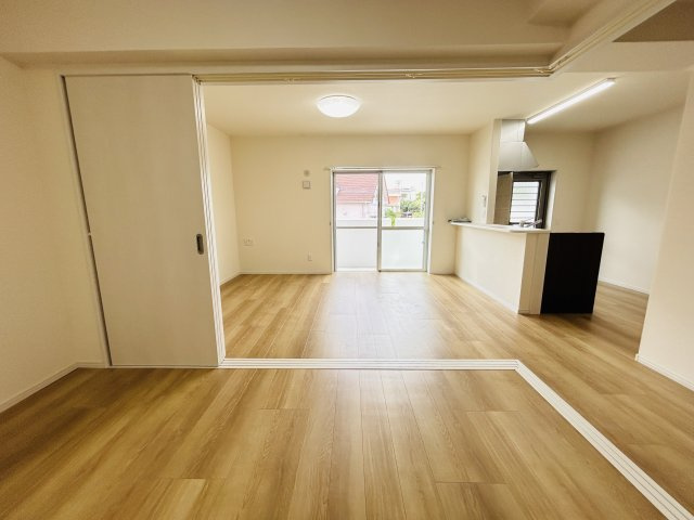 コンフォート親木の洋室