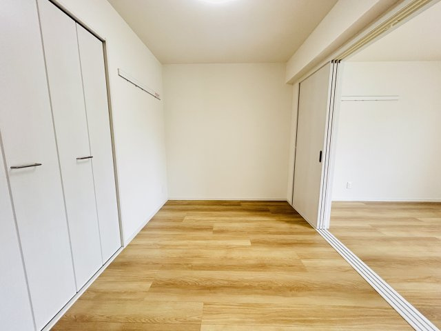 コンフォート親木の洋室