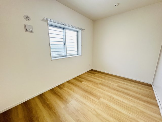 コンフォート親木の洋室