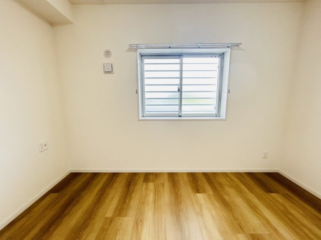 コンフォート親木の洋室