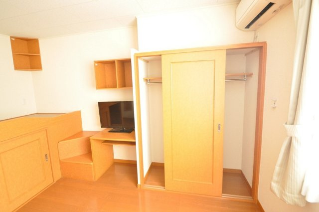 レオパレスグリーンハイツ射水の内装