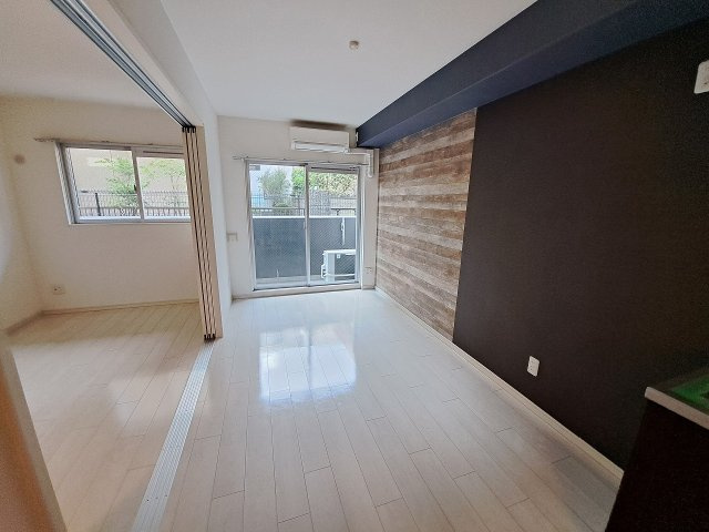 M’scourt今津山中町の居間・リビング