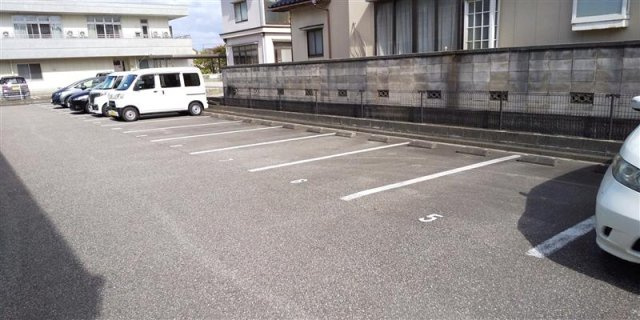 レオパレスアクシスのその他