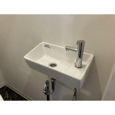 YARDビルの洗面所