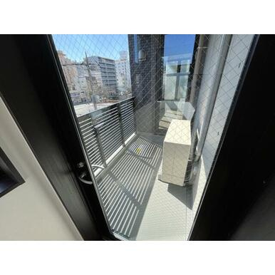 YARDビルのバルコニー