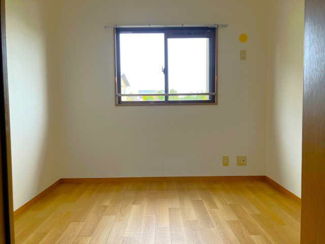 フローラ蜆塚Ⅱの洋室