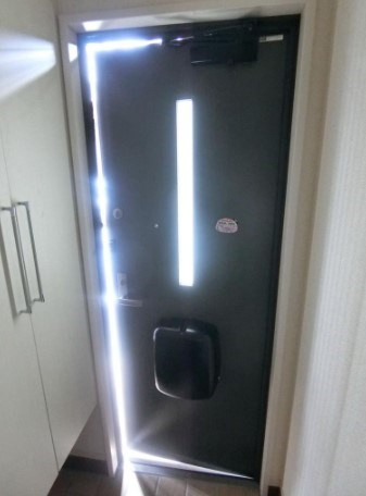 杉並区井草２丁目のアパートの玄関