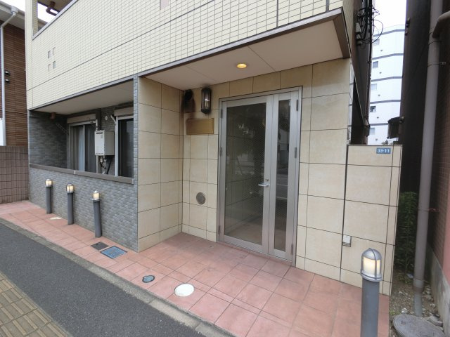 【エントランス】