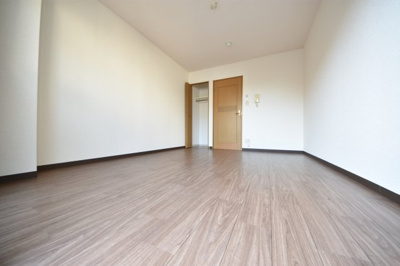 【洋室】 | パラッツォ春日野