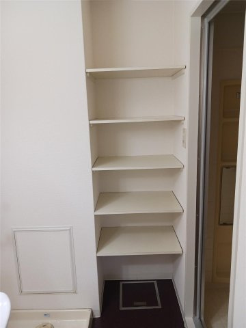 第二ドゥエルなかせいの玄関