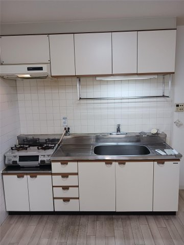 第二ドゥエルなかせいのキッチン