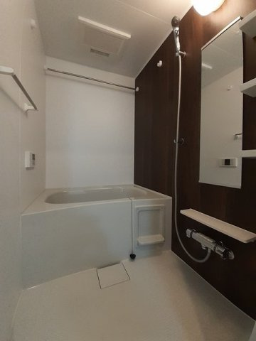 テェーニメント・フェイコムの浴室