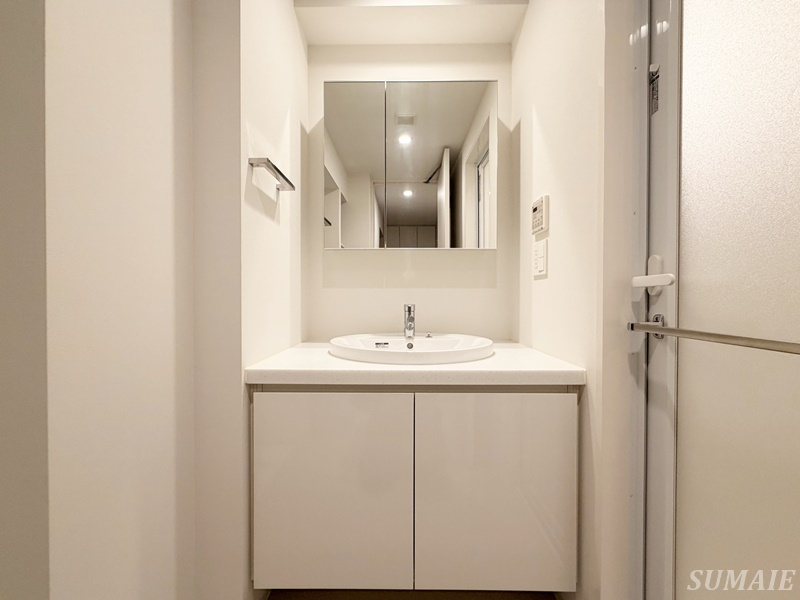 リテラス西日暮里の独立洗面台|独立洗面台です☆