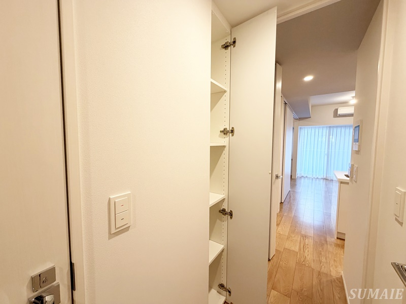 リテラス西日暮里の収納|廊下の収納です☆