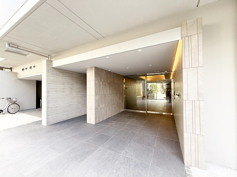 リテラス西日暮里のエントランス|エントランスです☆