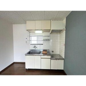松山様扶桑町山那戸建のキッチン